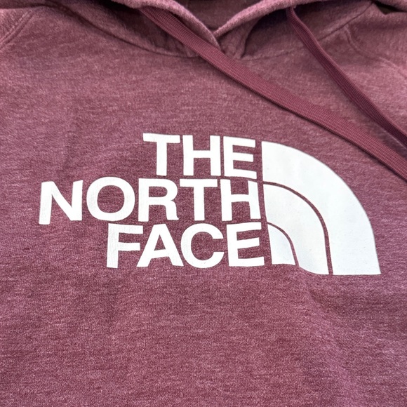 The North Face Women’s Small Hoodie Sweatshirt Burgundy Plum - Picture 2 of 15